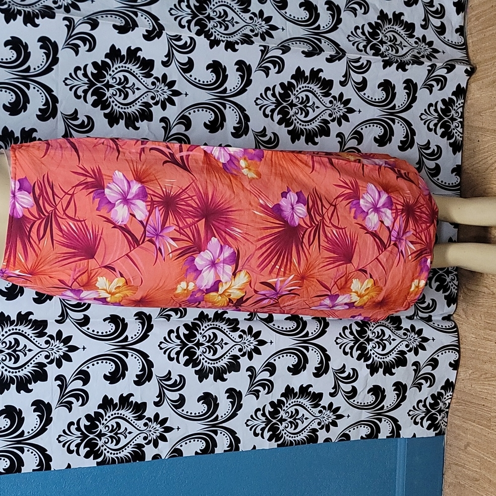 Size 2xlarge skirt from Caran